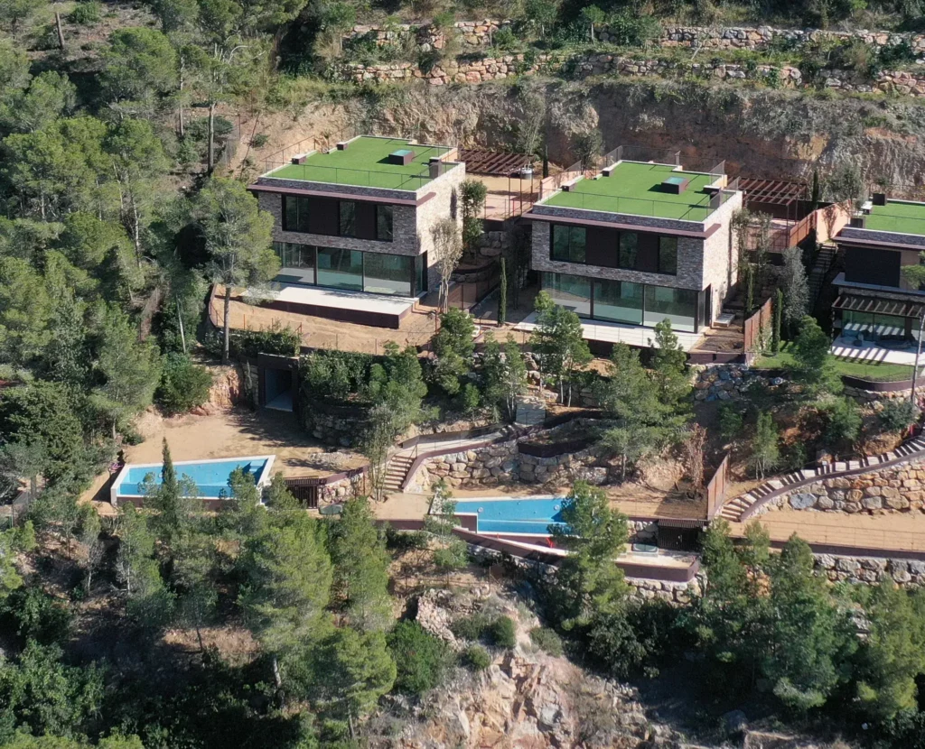 A sophisticated and grounded Mediterranean home