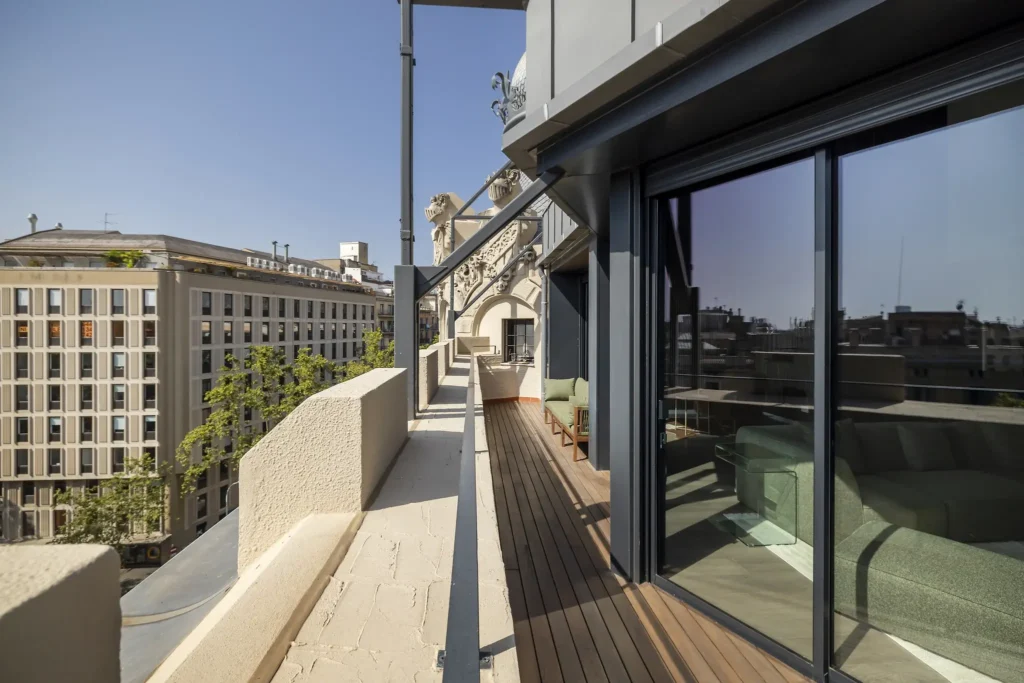The Georgy Penthouse