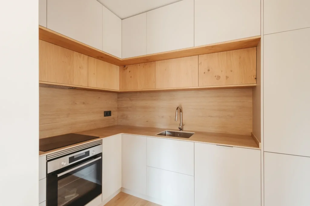 Natural Light, Oak Details and an Open Social Plan