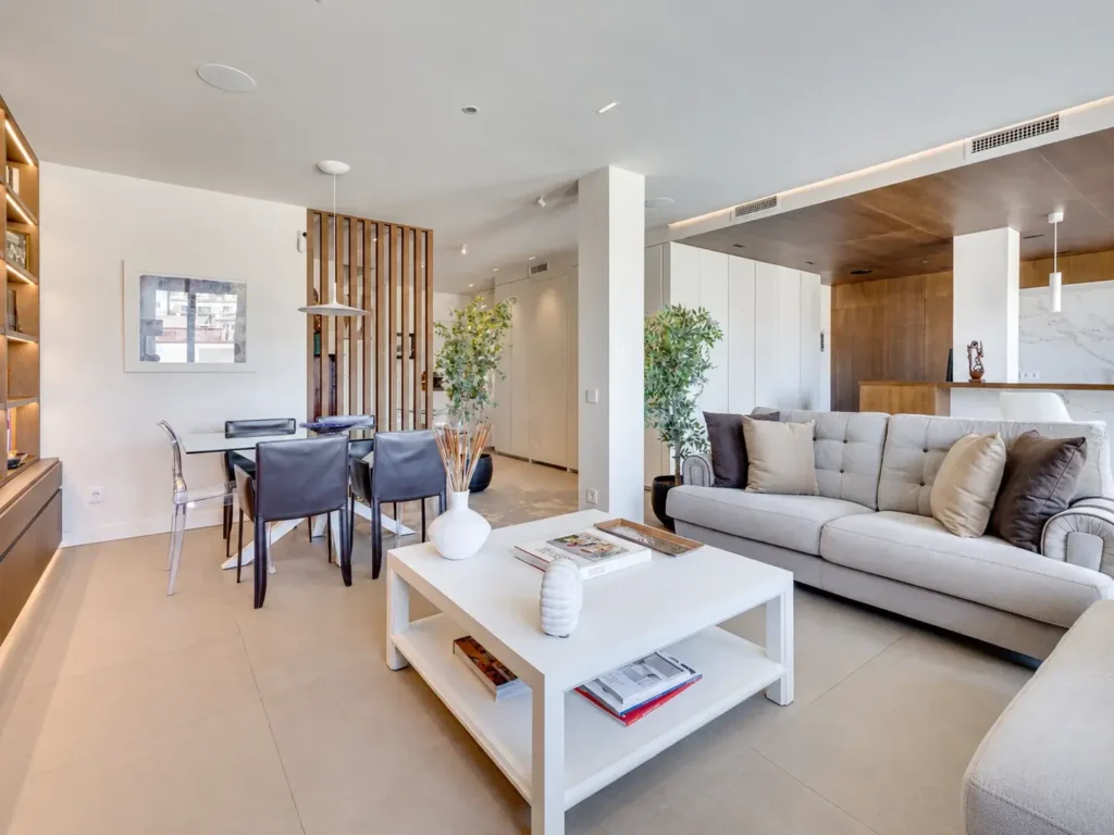 Renovated Duplex Penthouse with a 60 m² Private Terrace